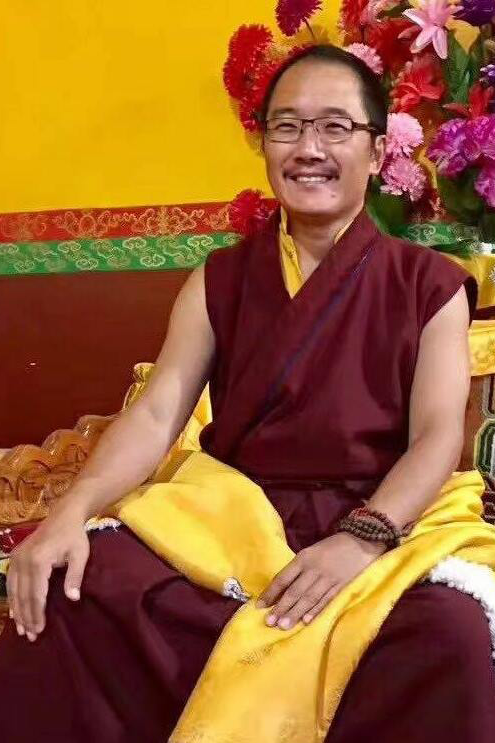 Kyabje Karma Kuchen Rinpoche, Throneholder of the Palyul Monastery